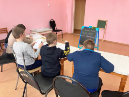 Познавательно – игровая программа «Космос далёкий и близкий».